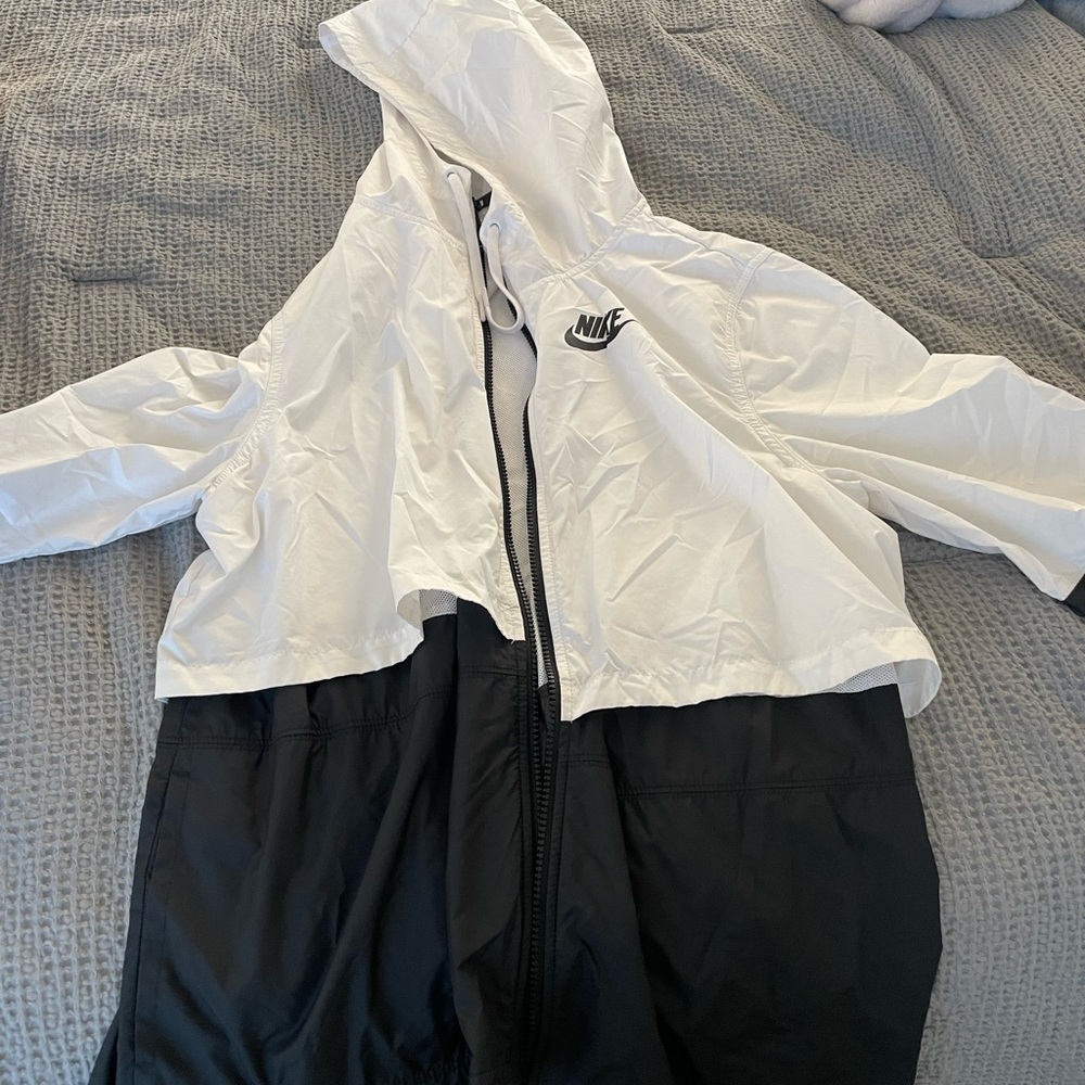 Men’s Nike Windbreaker